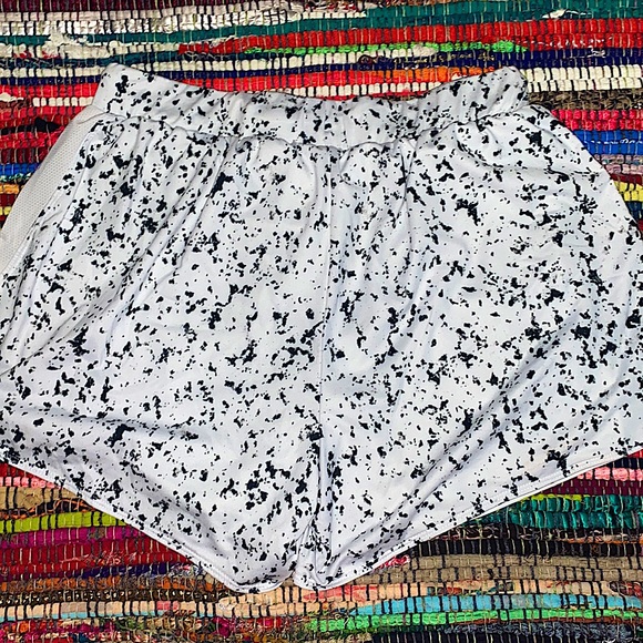 Avia double lined shorts - Picture 4 of 5